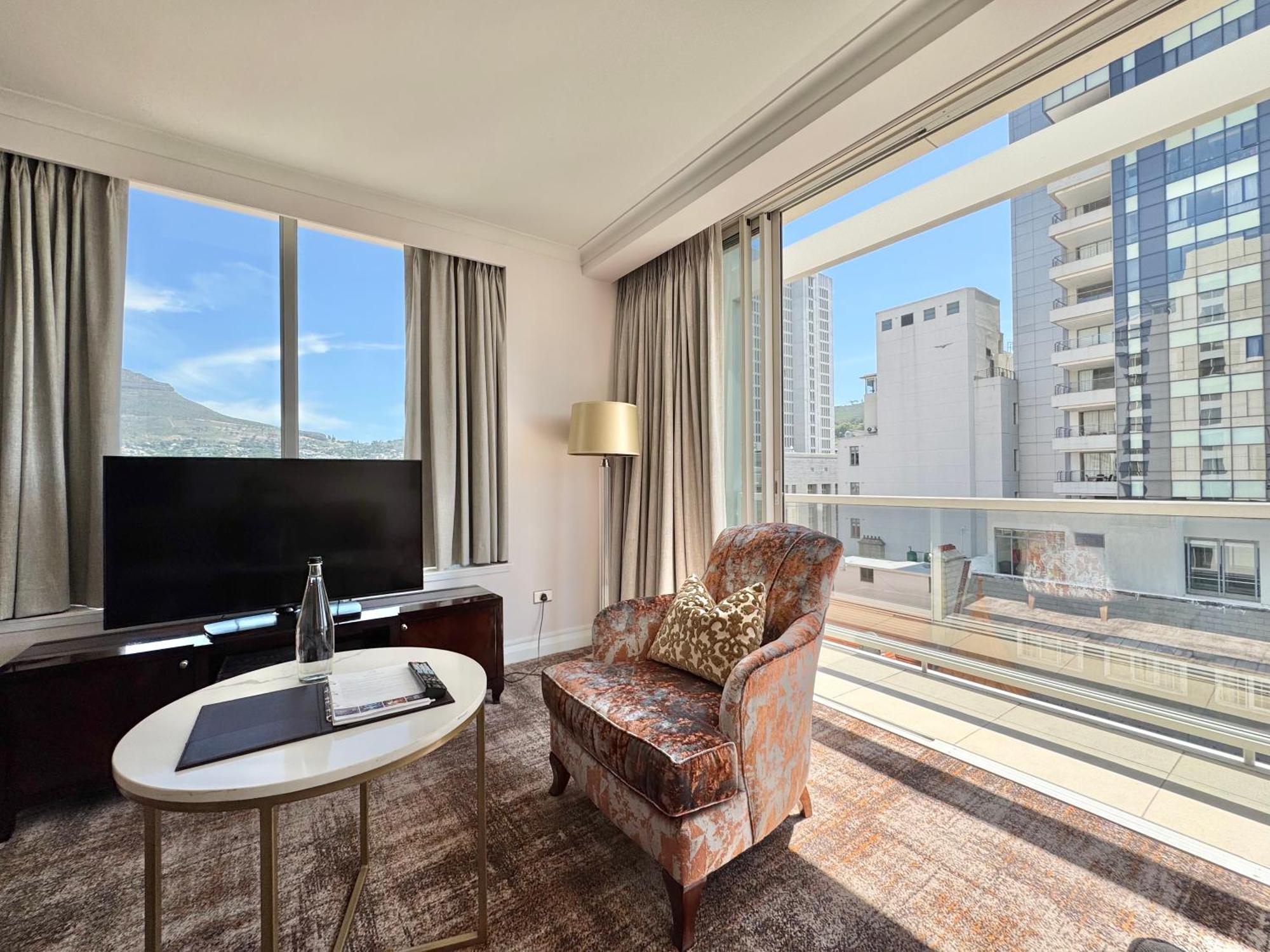Luxury Residence At Taj Cape Town - Top Corner Apartment With Balcony - Newly Renovated Eksteriør billede